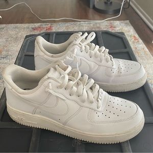Nike Air Force 1